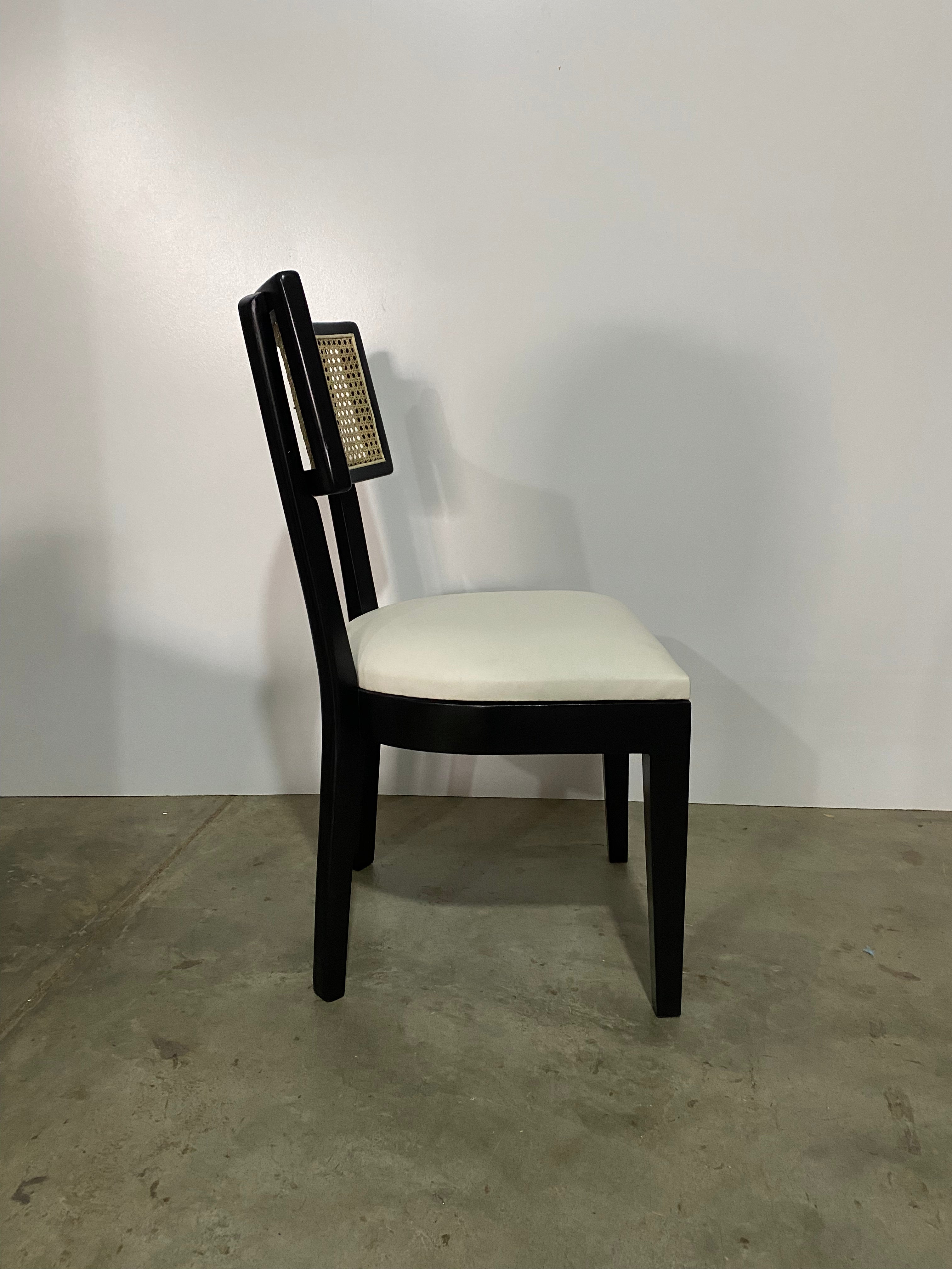 MESA DE COMEDOR PARA 6 SILLAS BIANCA