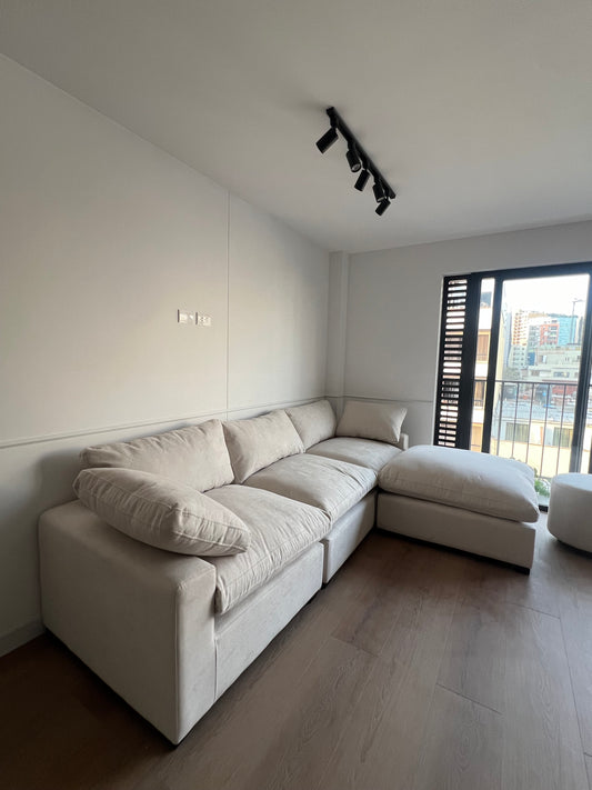 Sofa acolchado de tres modulares