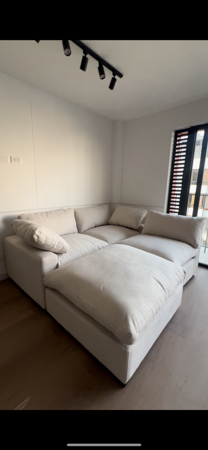 Sofa acolchado de tres modulares