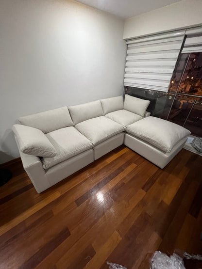 Sofa acolchado de tres modulares